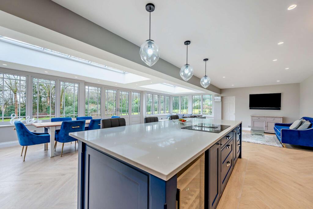 kitchen/dining/sitting room