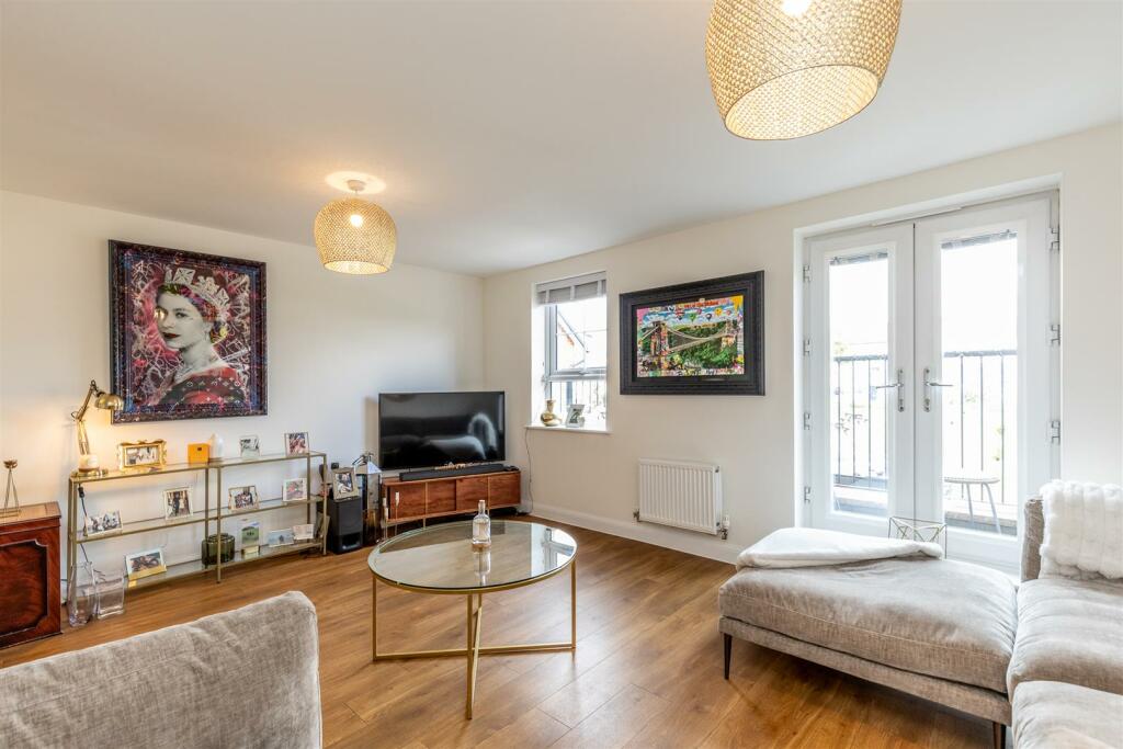 Long Leaze Road, Patchway Living Room 3.jpg