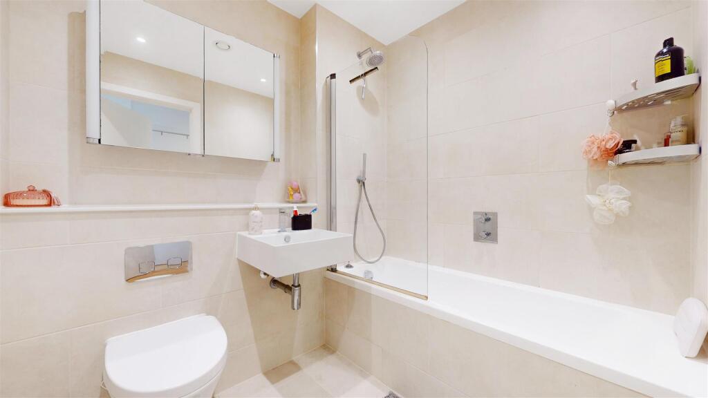 bathroom.jpeg