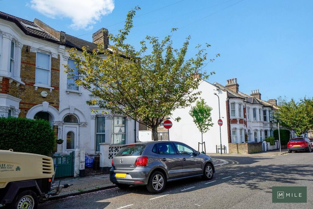 81 Purves Road - ...