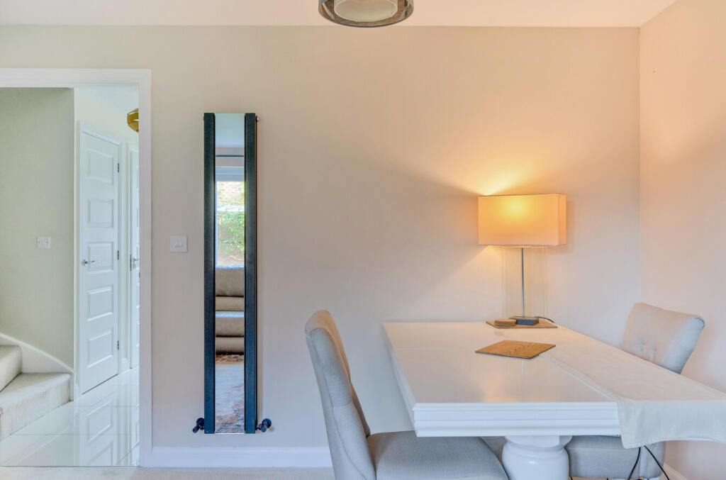 1347109-15-68b5dd...