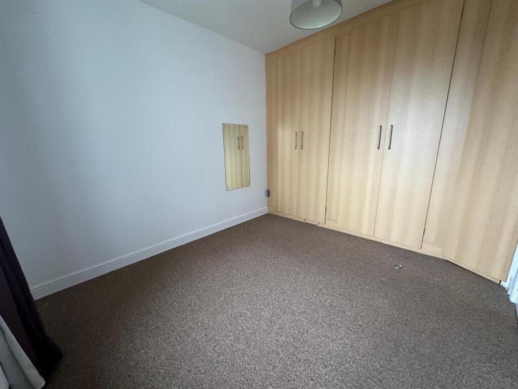 WhatsApp Image 2025-10-13 at 15.22.30_bc8f1c01.jpg