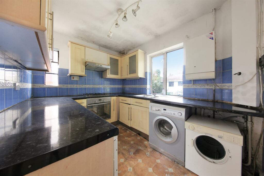 64 Sudbury Croft - CXBSlrdh2VMTRWye211h.jpg