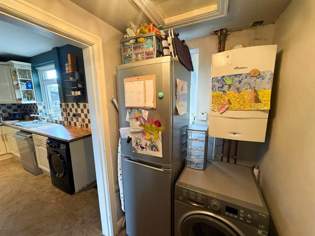 Three Bed Terraced Silsden (20).jpg