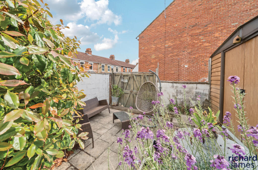 c40236b02e28440380a66353a0181d28