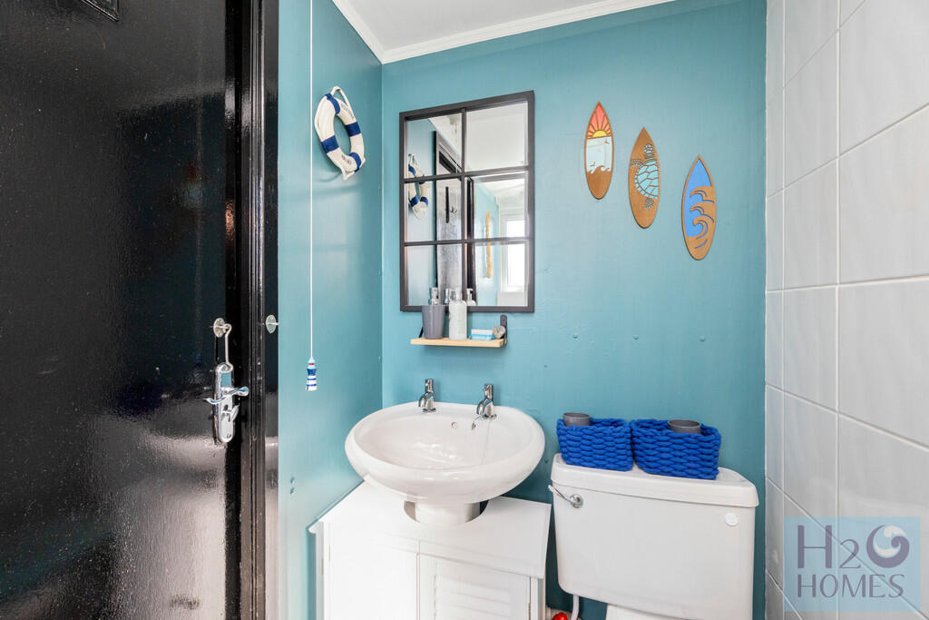 Western Concourse...