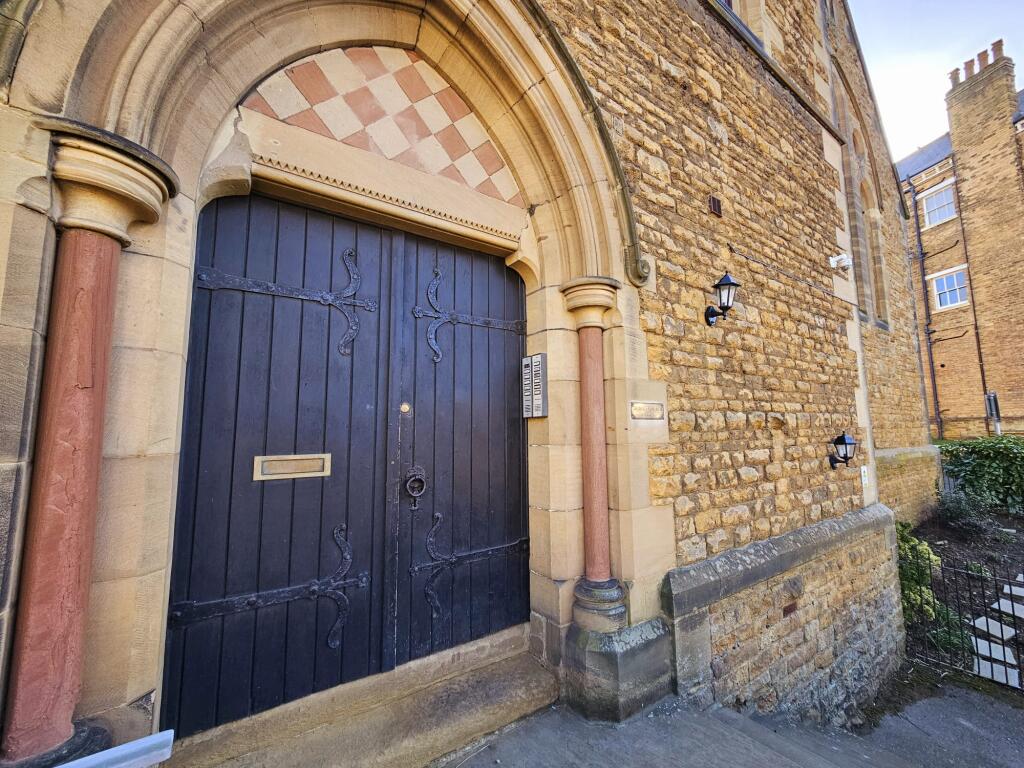 3e7876c4-3e49-4237-80e9-eb40567287c5