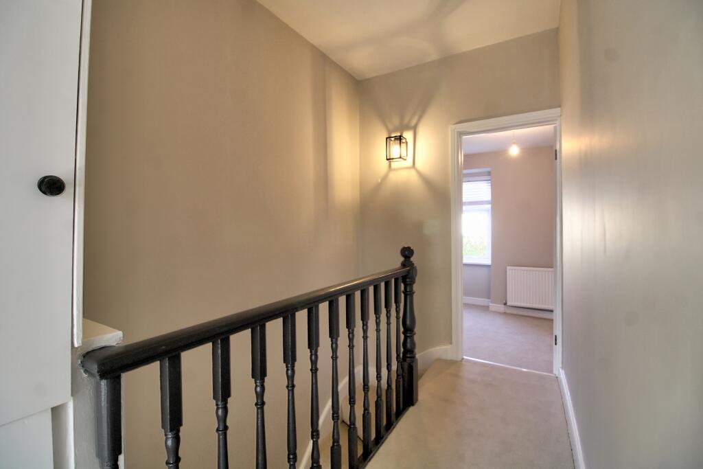 IMG_1603_4_5_Interior 4