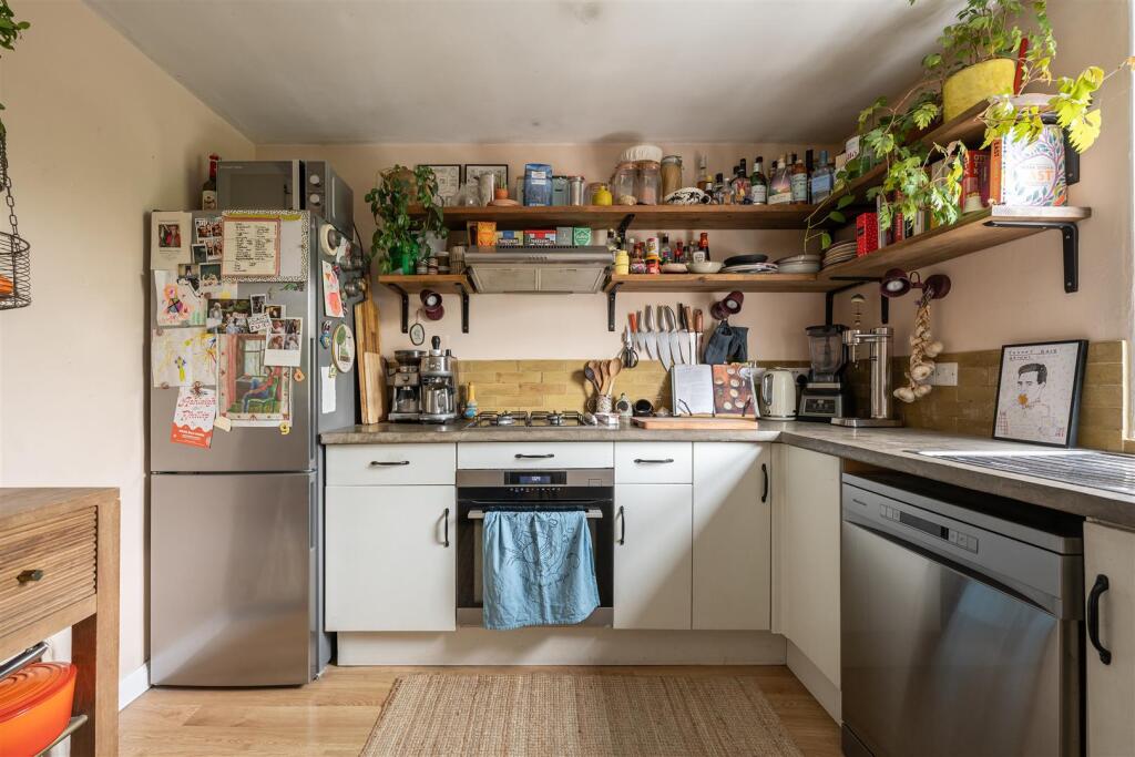 Kitchen-2.jpg