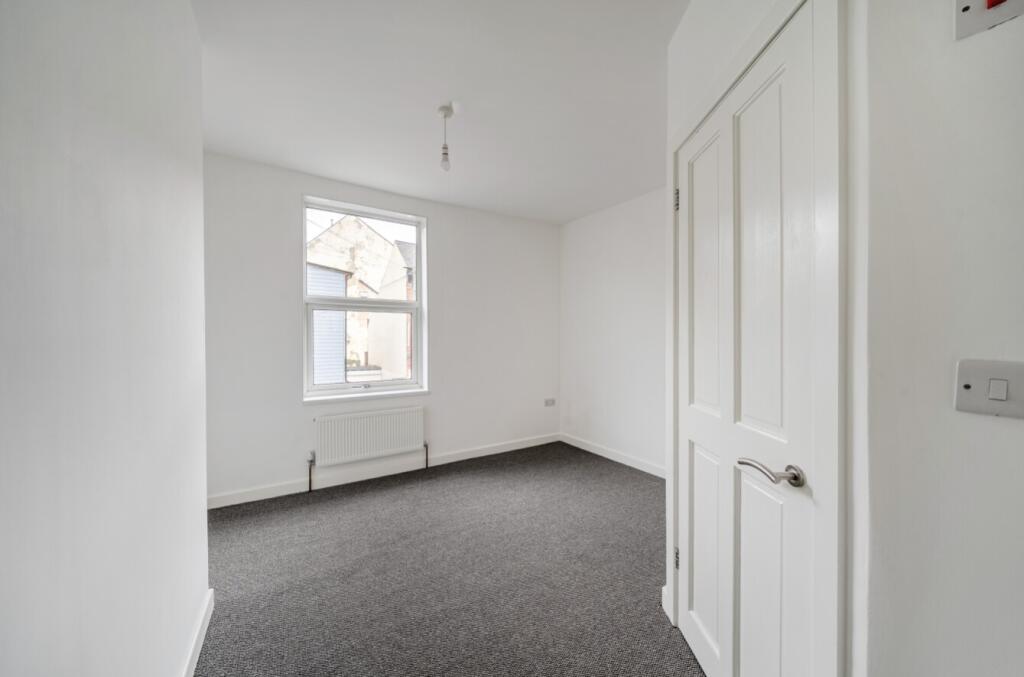 1326739-8-687f7d9df12f7