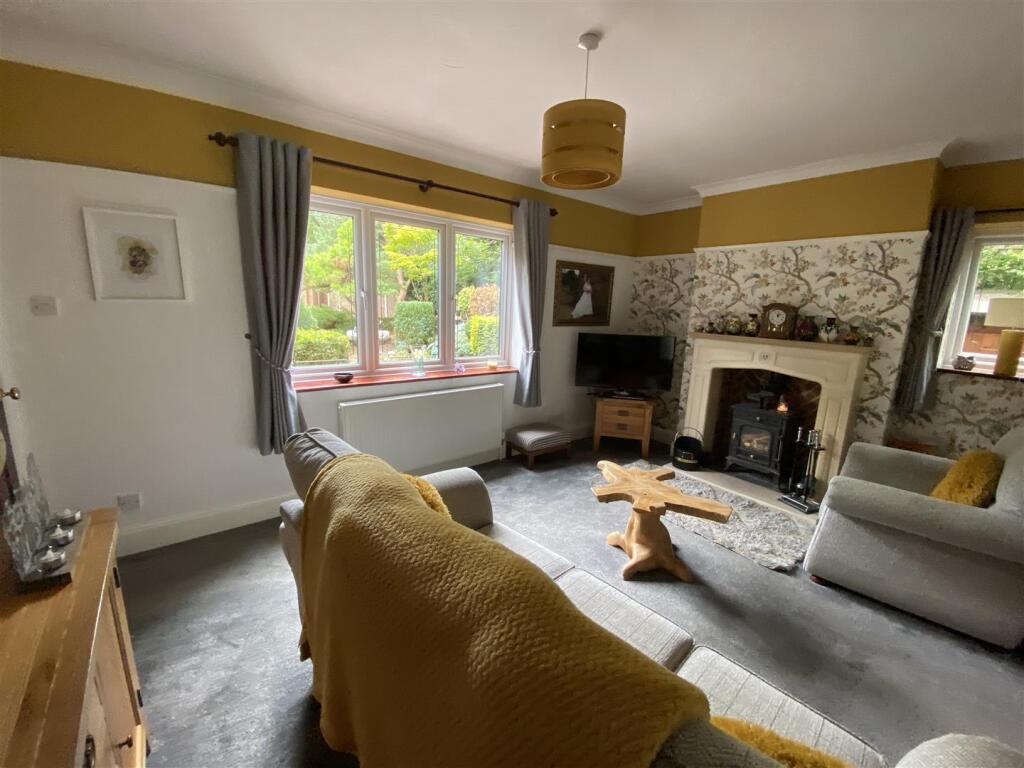Lounge: