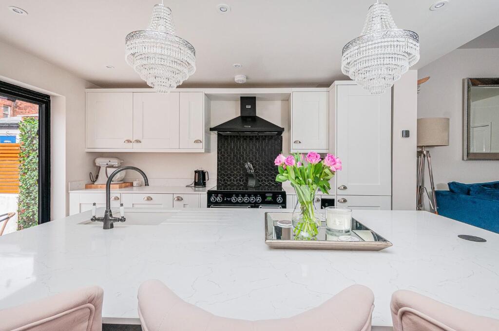 Kitchen / Dining / Family Room