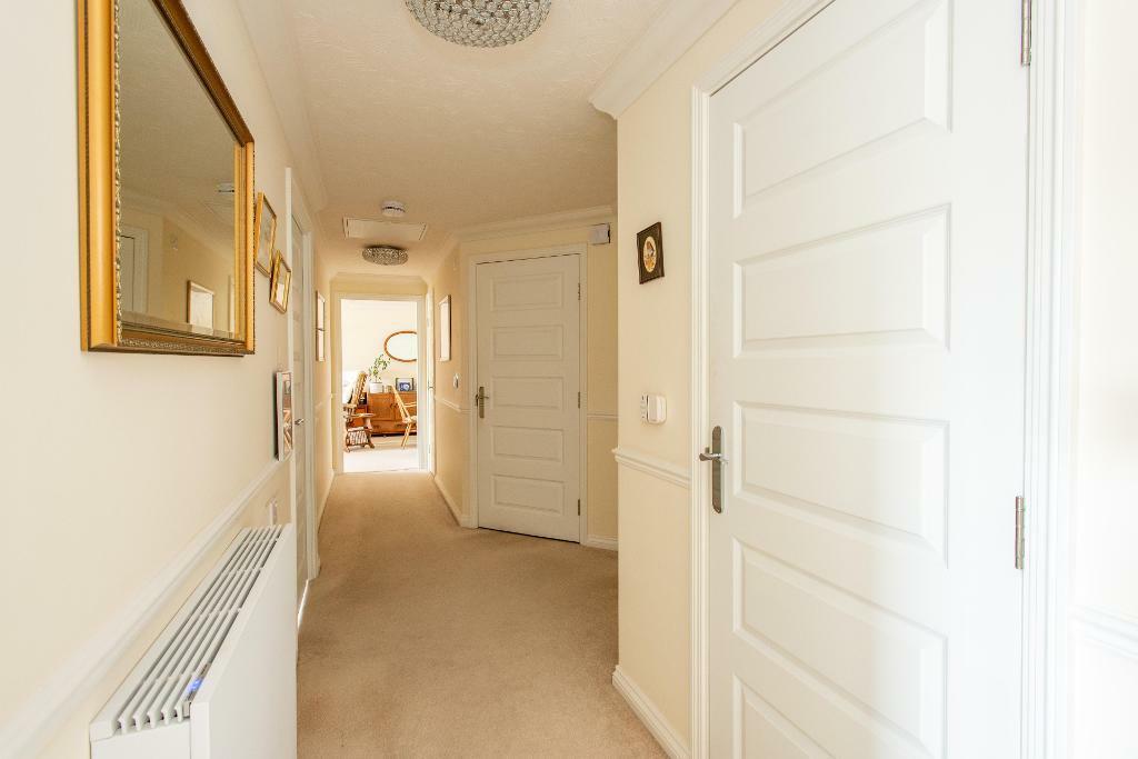 PRIVATE ENTRANCE HALL