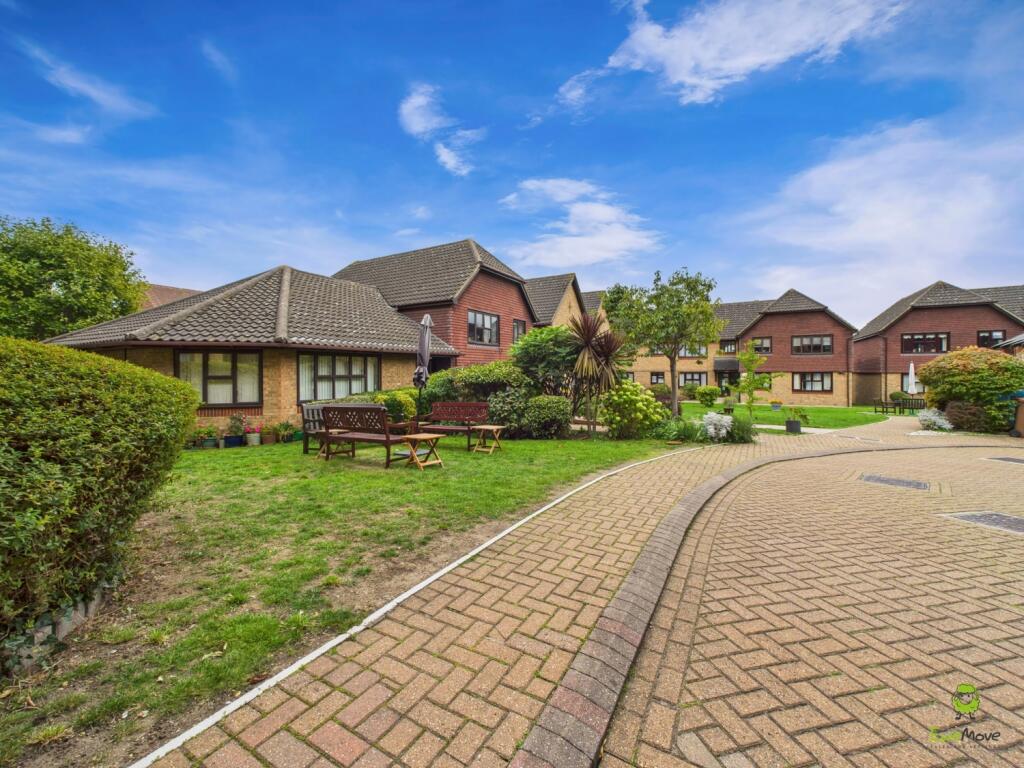 CAM02615G0-PR0116-STILL009