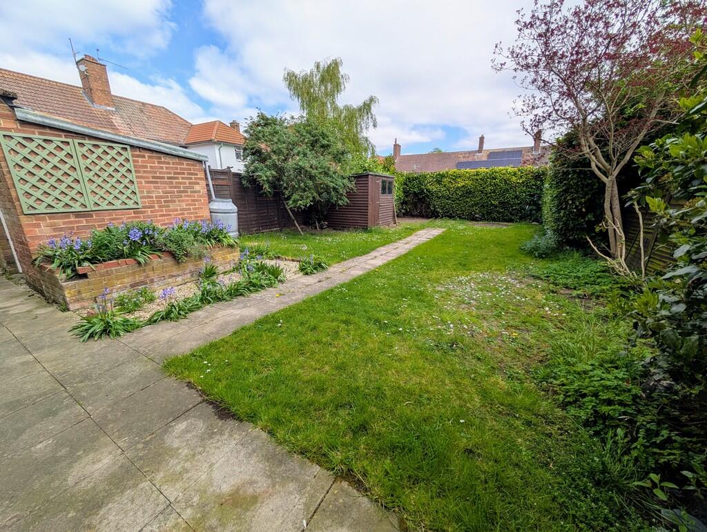 PXL_20250424_1059...