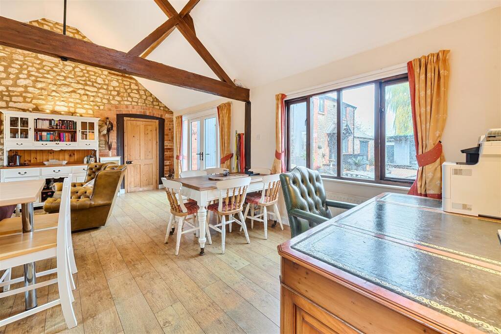 The Granary, Wood Burcote (6).jpg