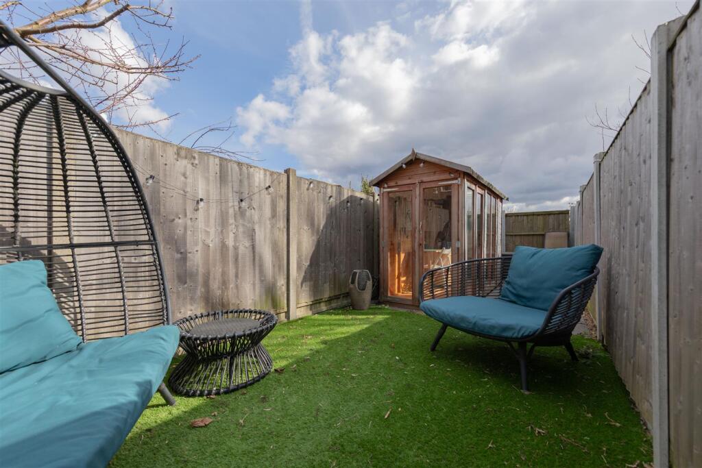 Markhouse Avenue E17