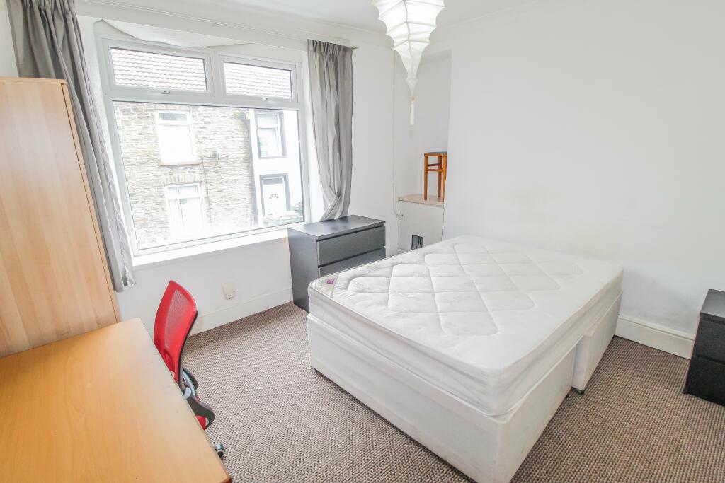 Bed1
