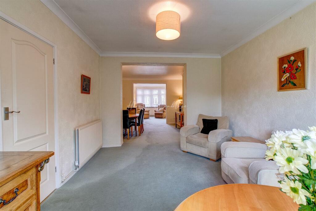 Maes Y Coed Road, Heath, HernCrabtree (8).jpg