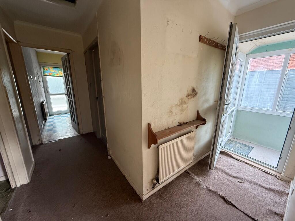 Internal 2  Medium  T202511061138.jpg