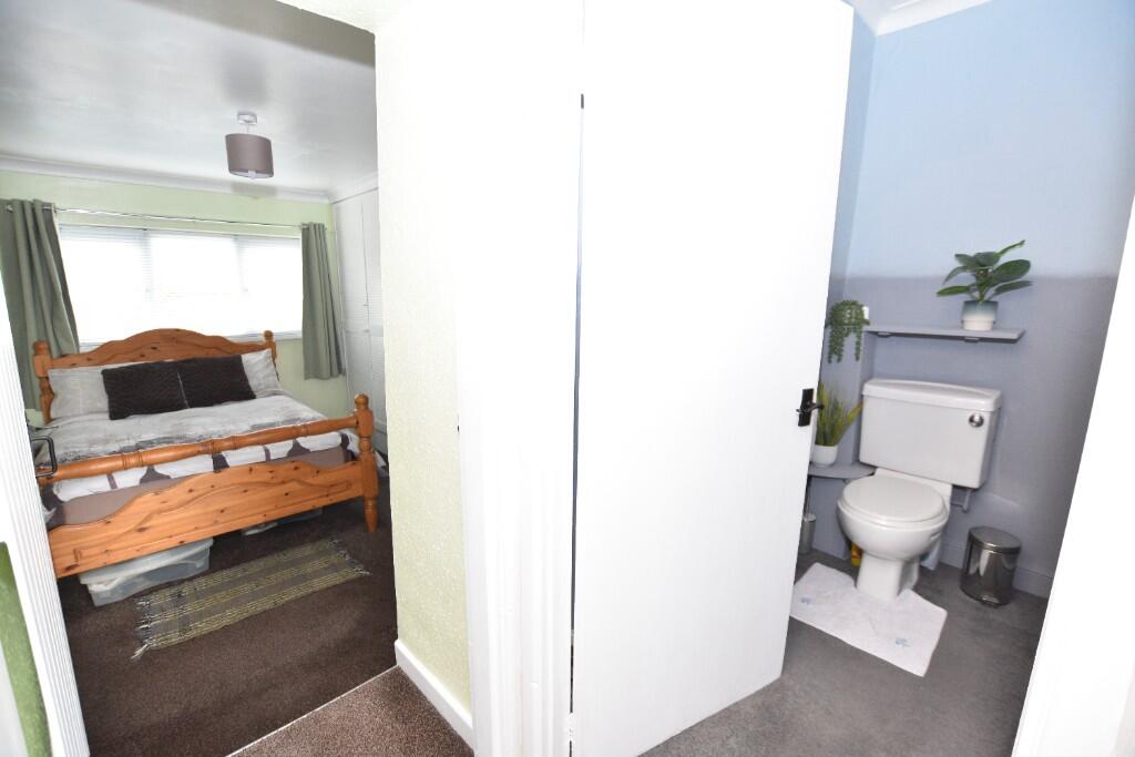 Bedroom 1/W.C