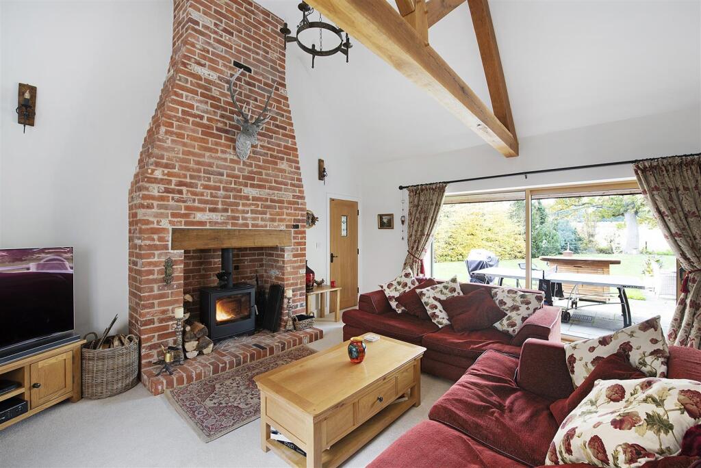 Lime Tree Barn ph22.jpg