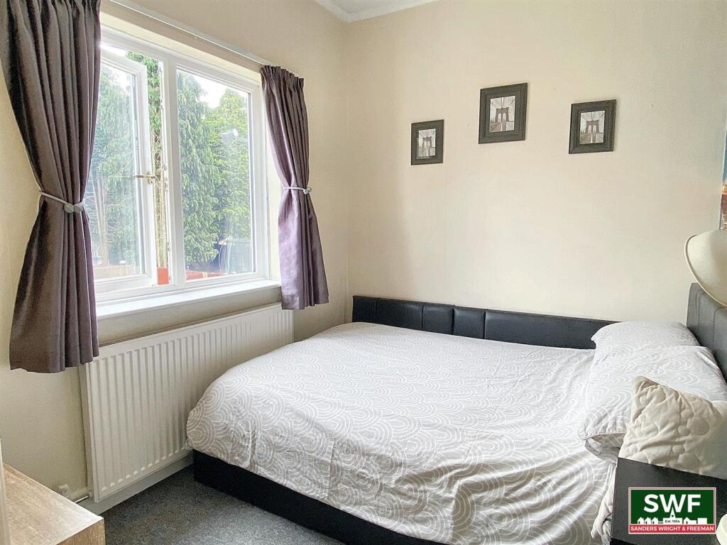 Bedroom3.jpg