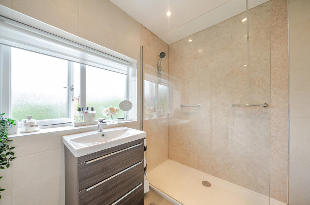 1333760-15-68920b...