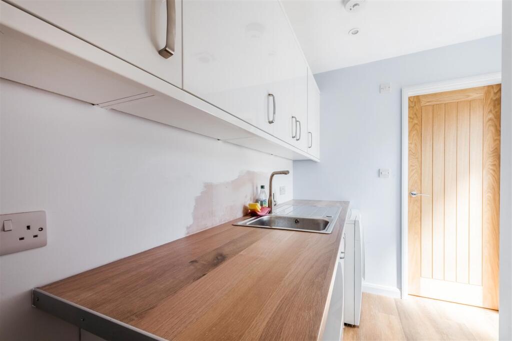 1 The Lynchetts-22.jpg