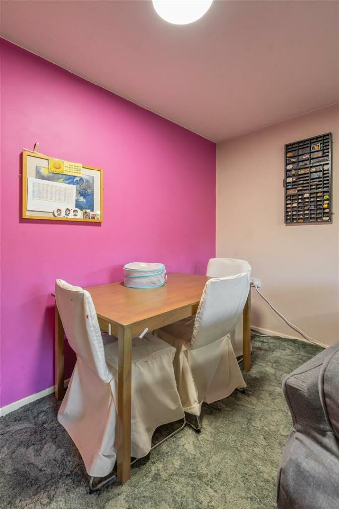 Chamberlain Place E17