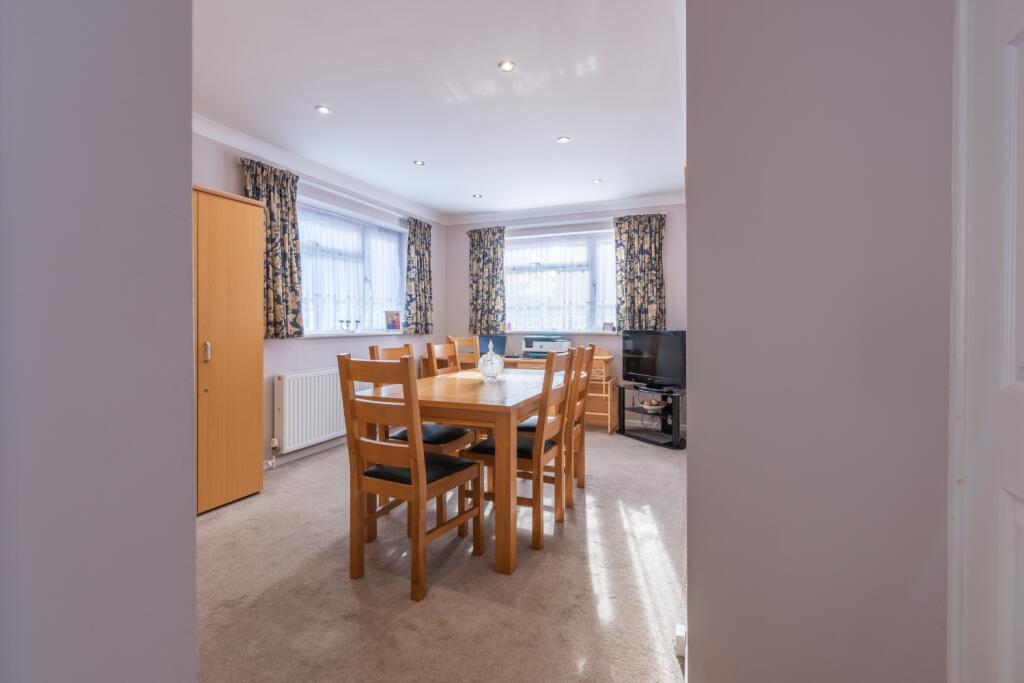 19 St Mary's Way (10)
