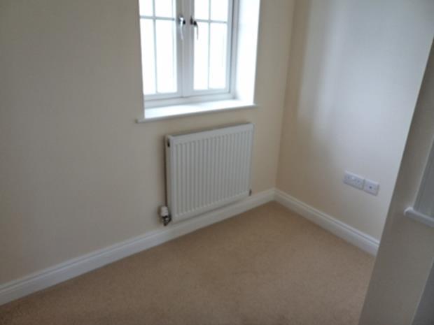 8TheBullCourtyardStudy