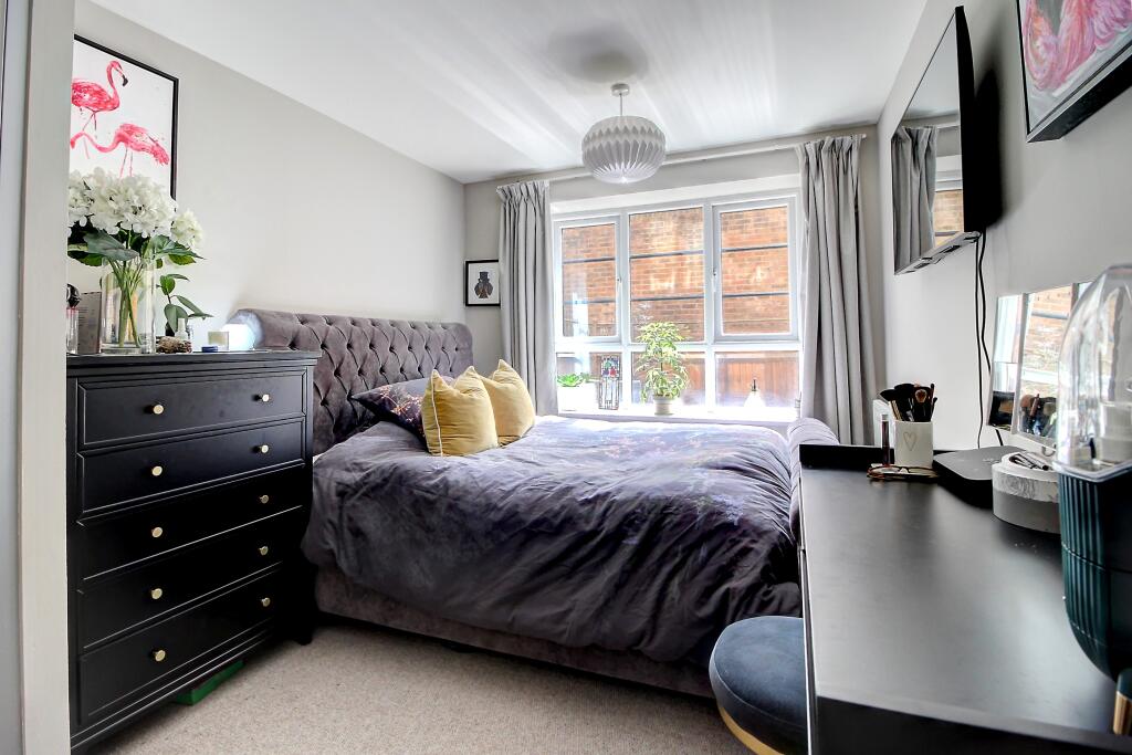 Bed 1