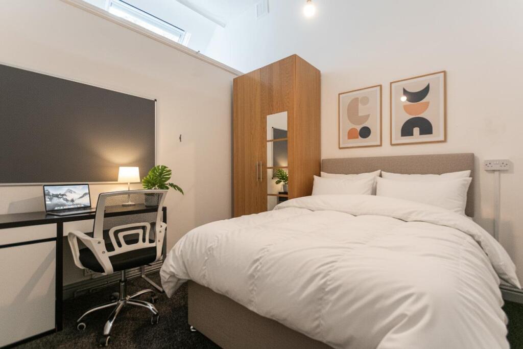 BED 5.jpg