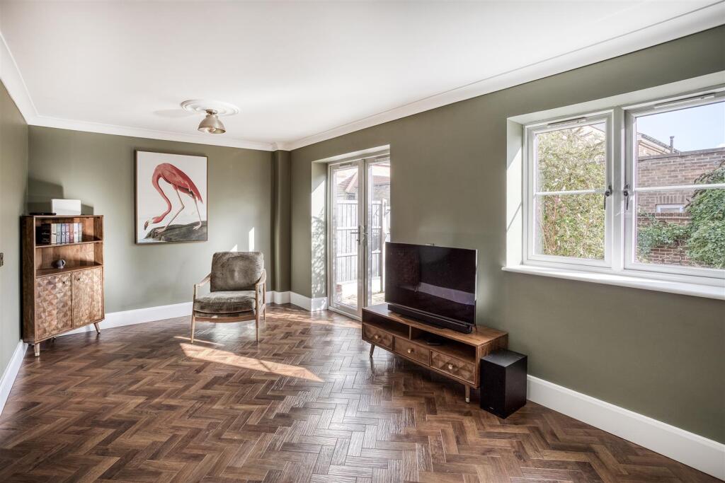 2025-09-25 14.42.39-2_HDR.jpg