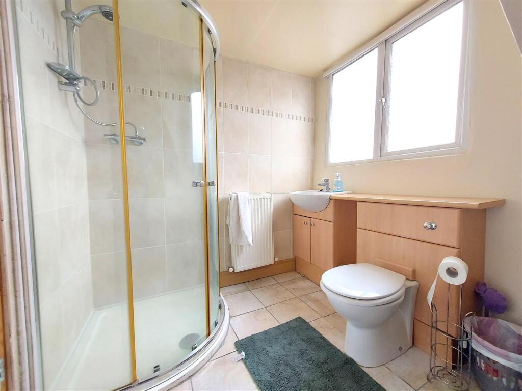 Ensuite Shower Room