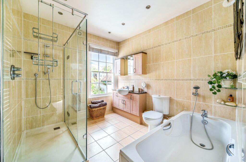 Principal Ensuite