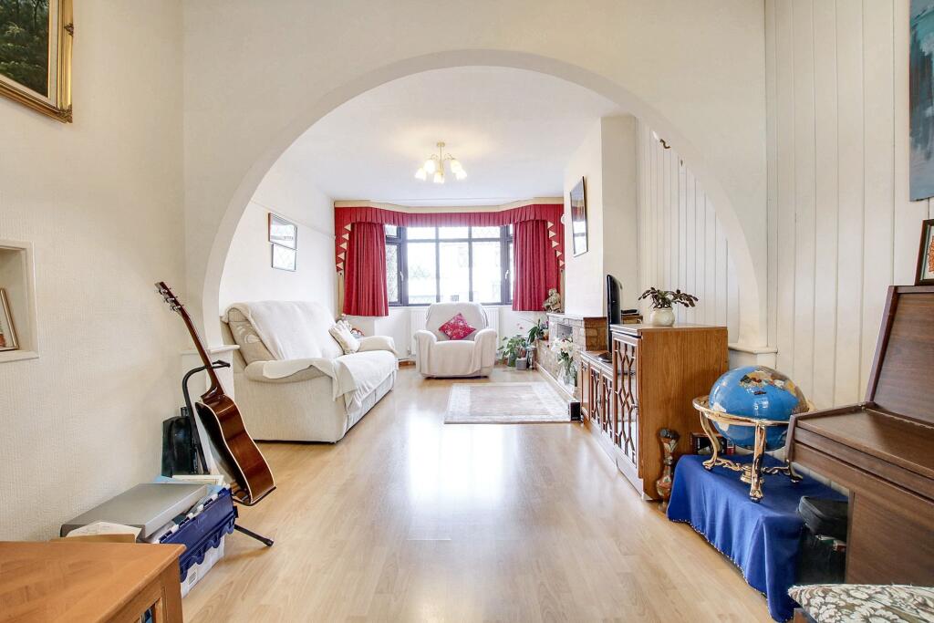 Extended Lounge