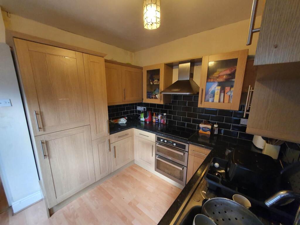 Kitchen (2)