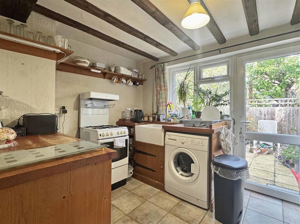 Kitchen.jpg
