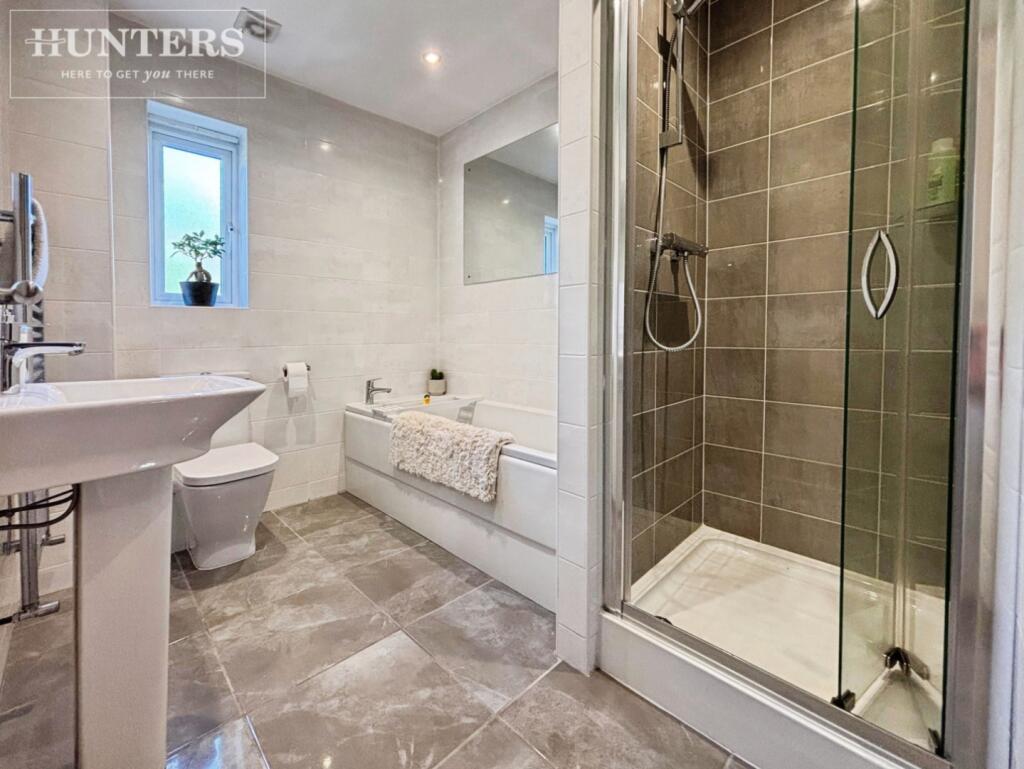 pbox-bathroom-343377.jpg