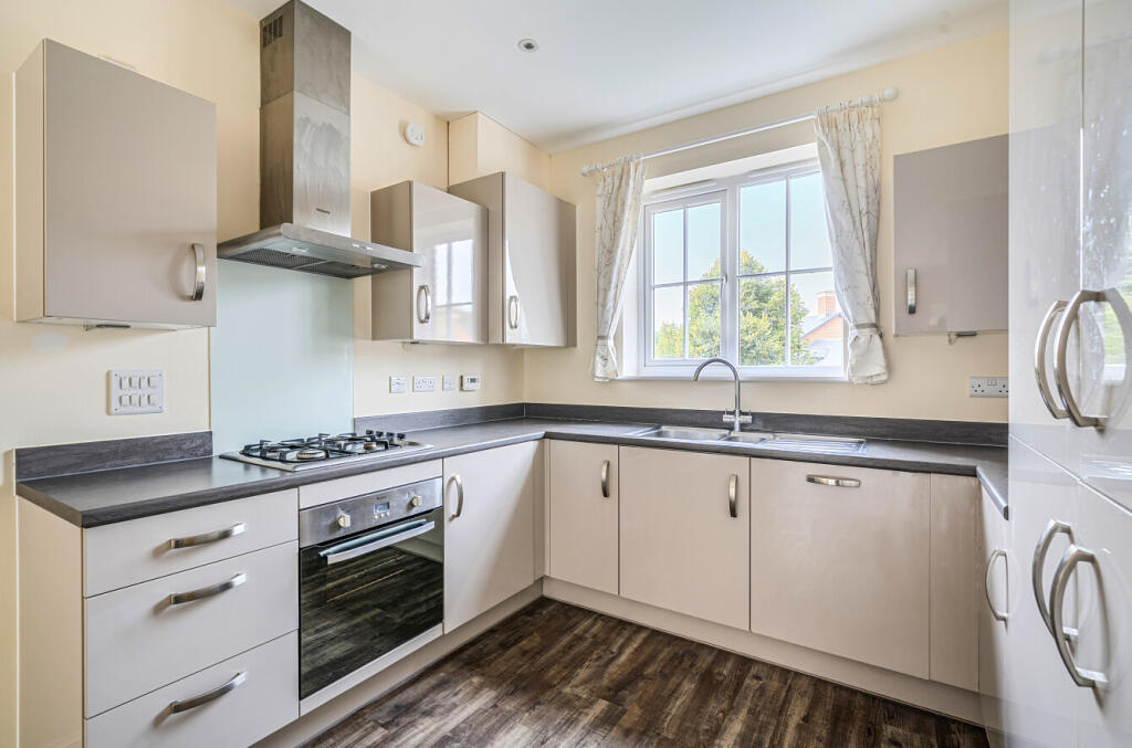 1364400-26-68e4fc...