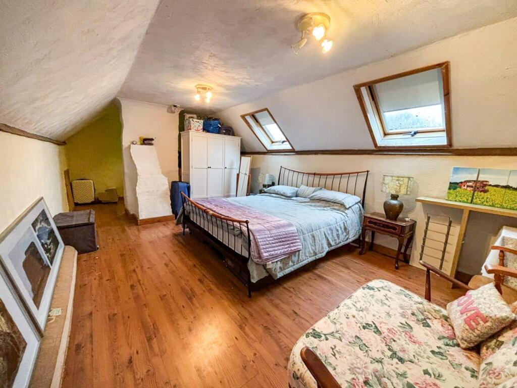 tlc_30a09d07-194e-4146-a58c-8dbafa011dc3_d84637a.j