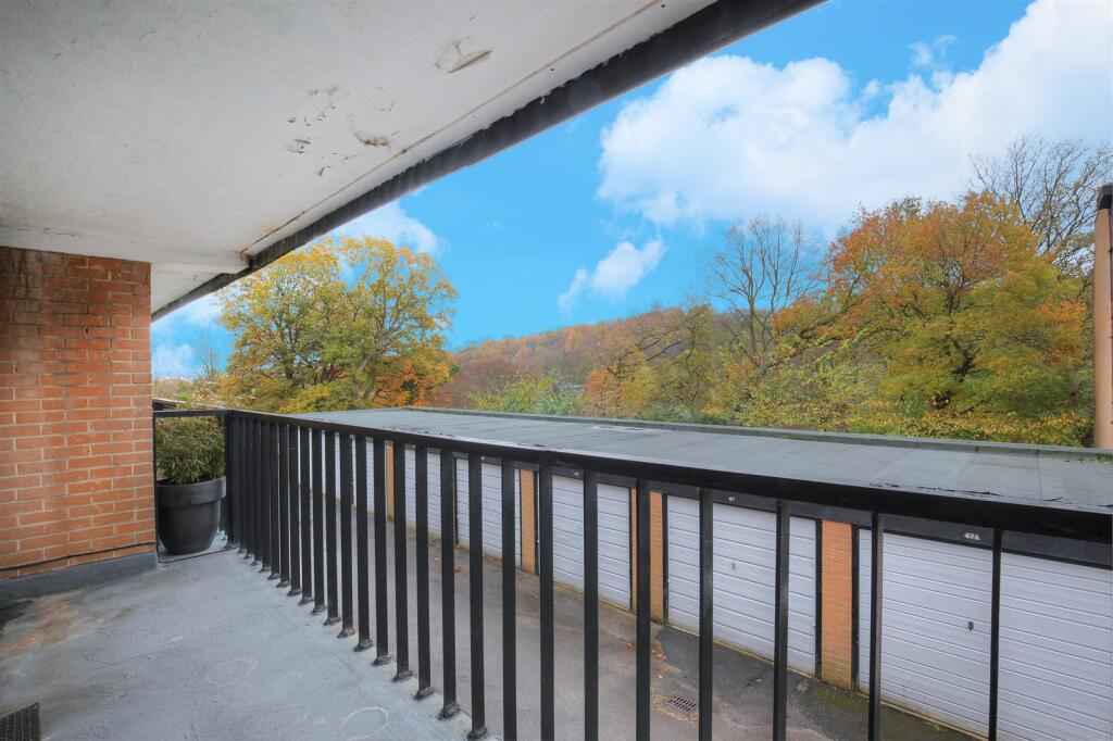 IMG_9752_3_4_tonemapped copy.jpg