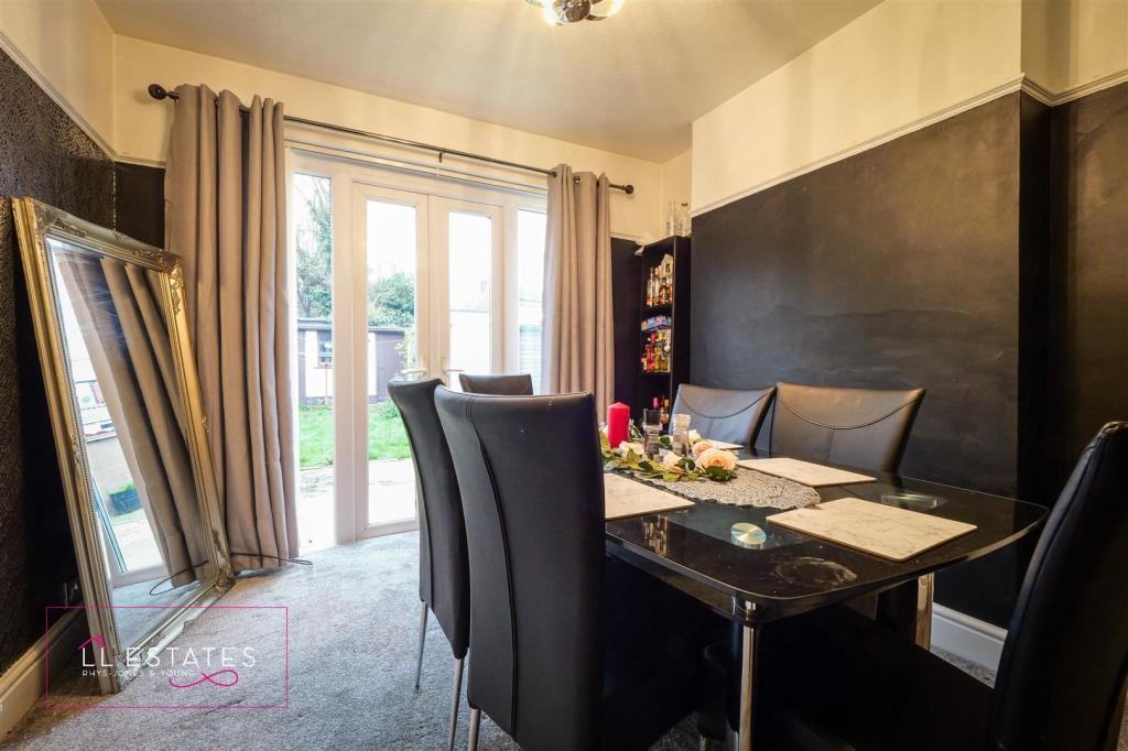 32 Brynhyfryd Avenue-16.jpg