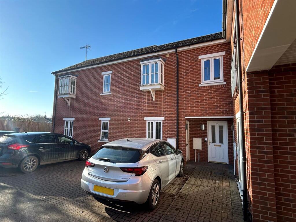 harvington external.jpg
