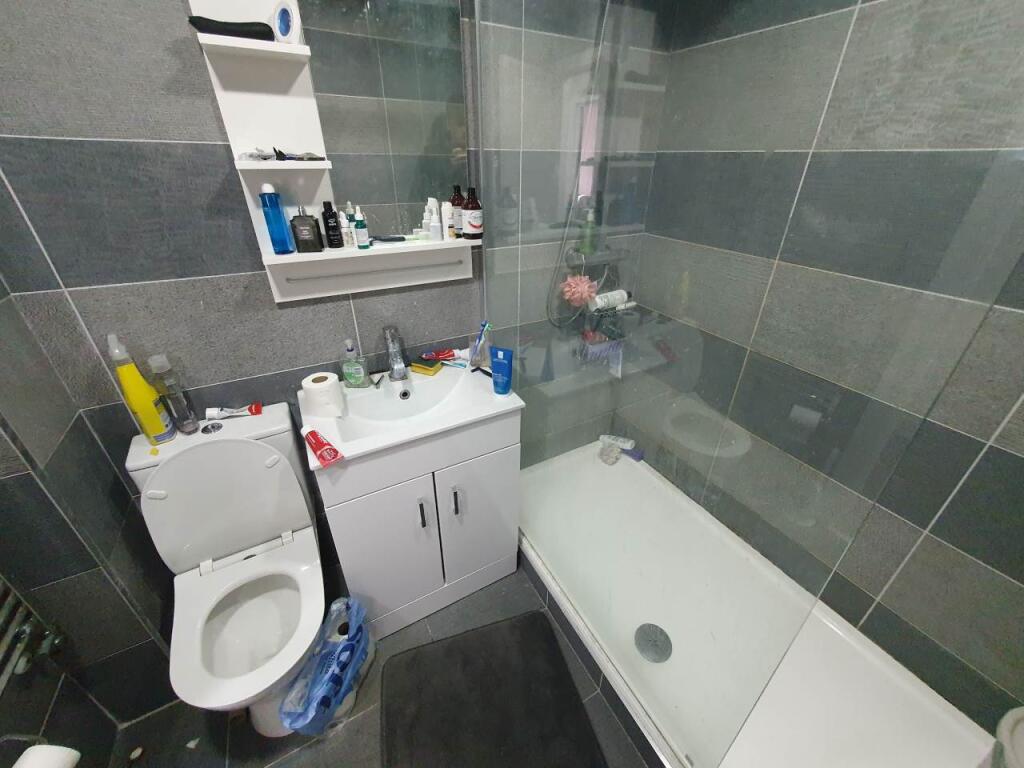 Bathroom (2)