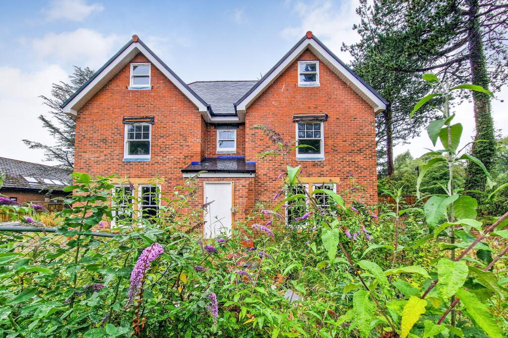 Land on the south side of Dipwood Road, Rowlands Gill, Tyne and Wear, NE39 1DE