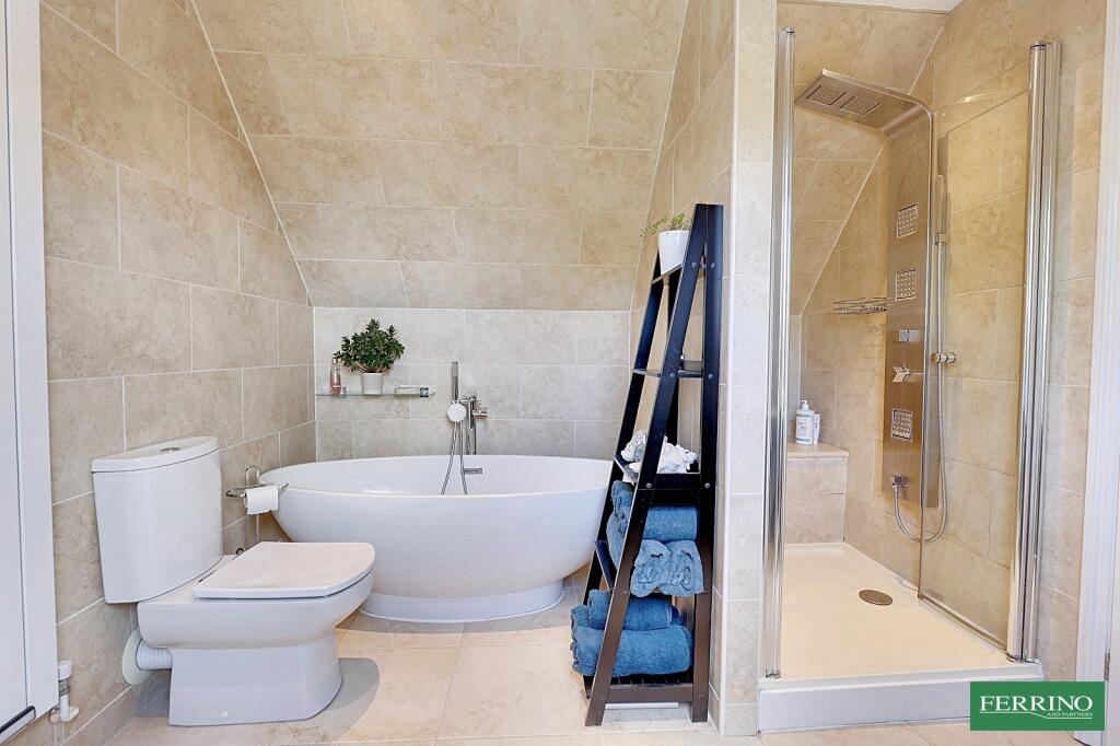 Bedroom 1 En-suite