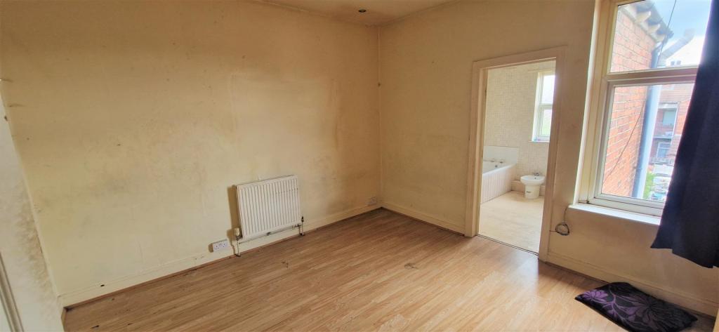 Master Bedroom.jpg